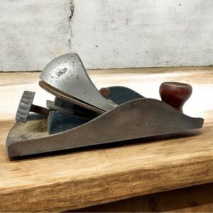 Vintage Great Neck Block Plane Woodworking Tool Cast Iron Wood Knob USA